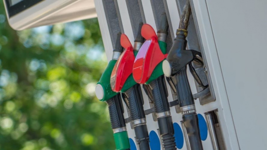Koniec roku pod znakiem podwyżek cen paliw?