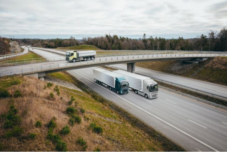 Volvo Trucks modyfikuje silniki swoich ciężarówek